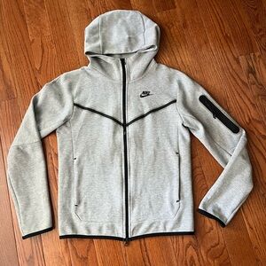 Men’s XS Nike Tech Fleece Zip Hoodie
